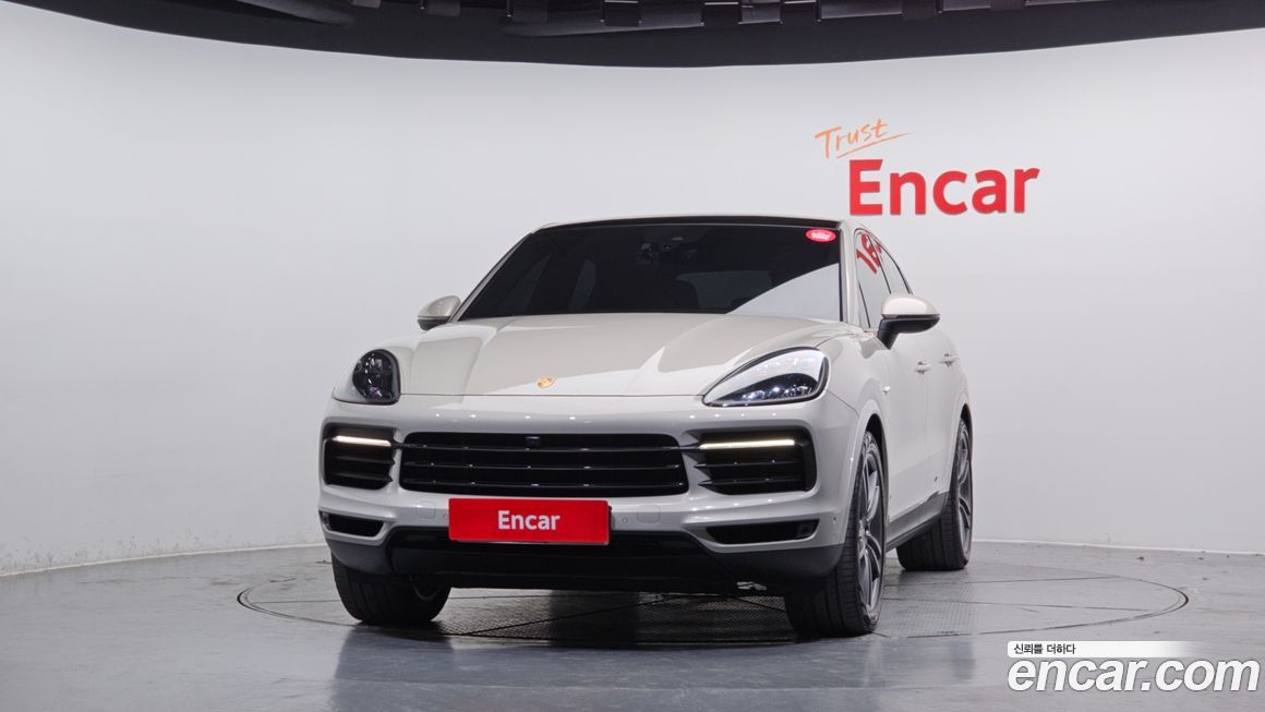 Porsche Cayenne 2021