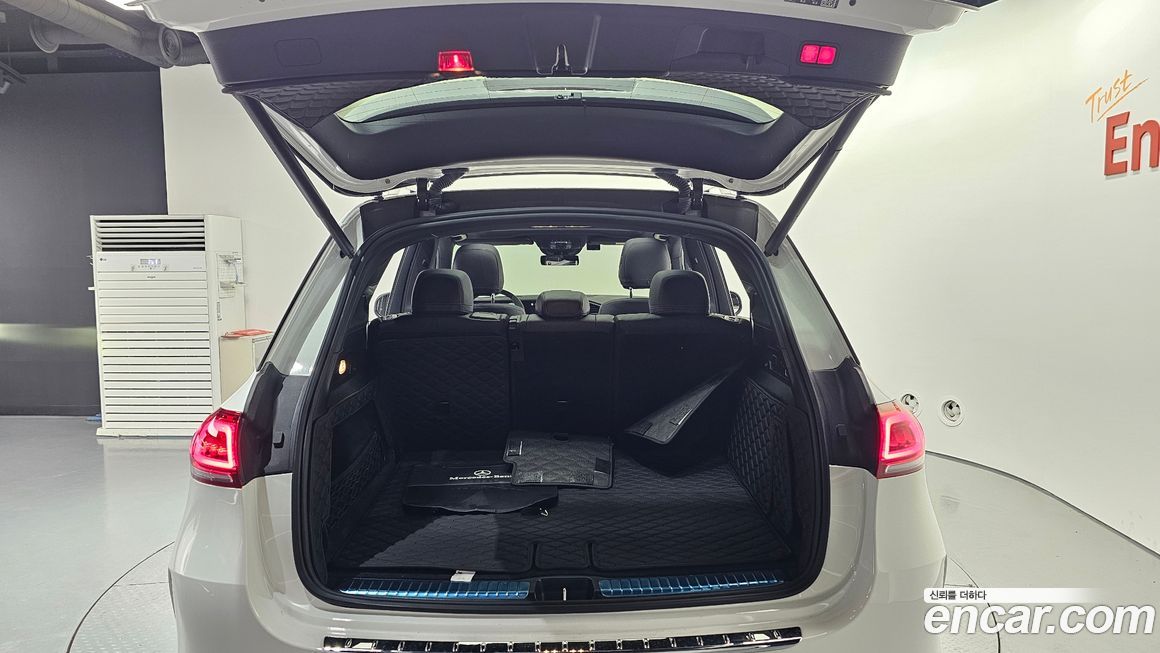 Mercedes-Benz GLE-Class 2023