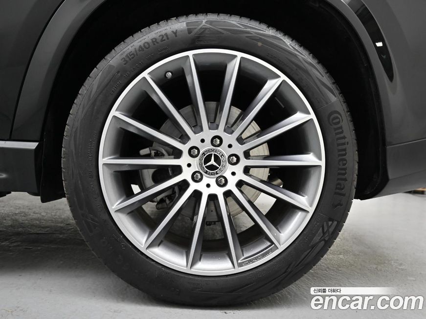 Mercedes-Benz GLE-Class 2025