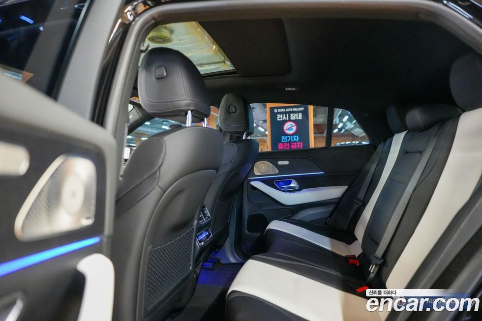 Mercedes-Benz GLE-Class 2025