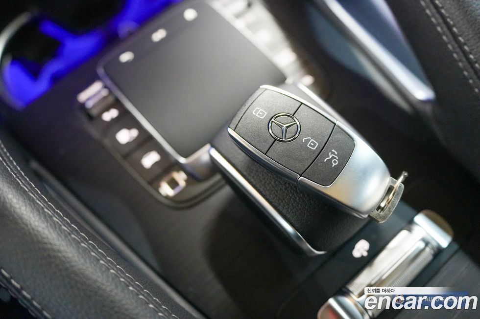 Mercedes-Benz GLE-Class 2025