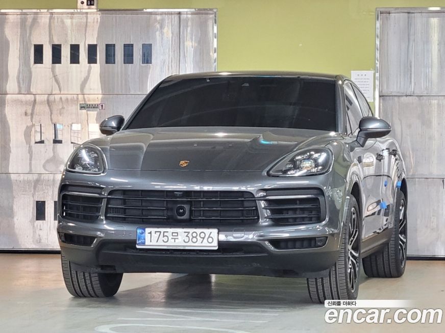 Porsche Cayenne 2021