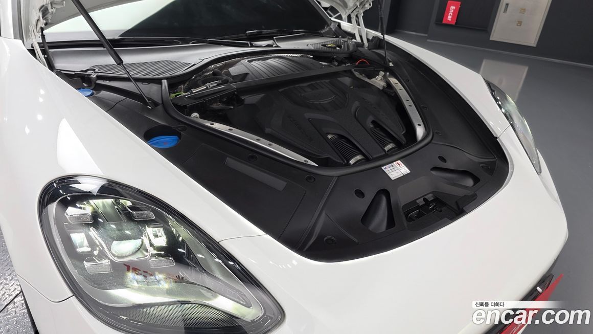 Porsche Panamera 2022