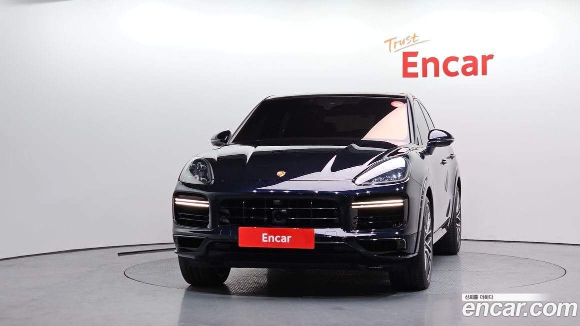 Porsche Cayenne 2021