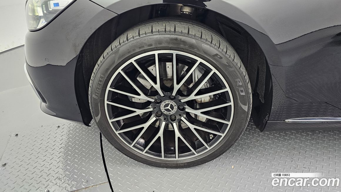 Mercedes-Benz S-Class 2022