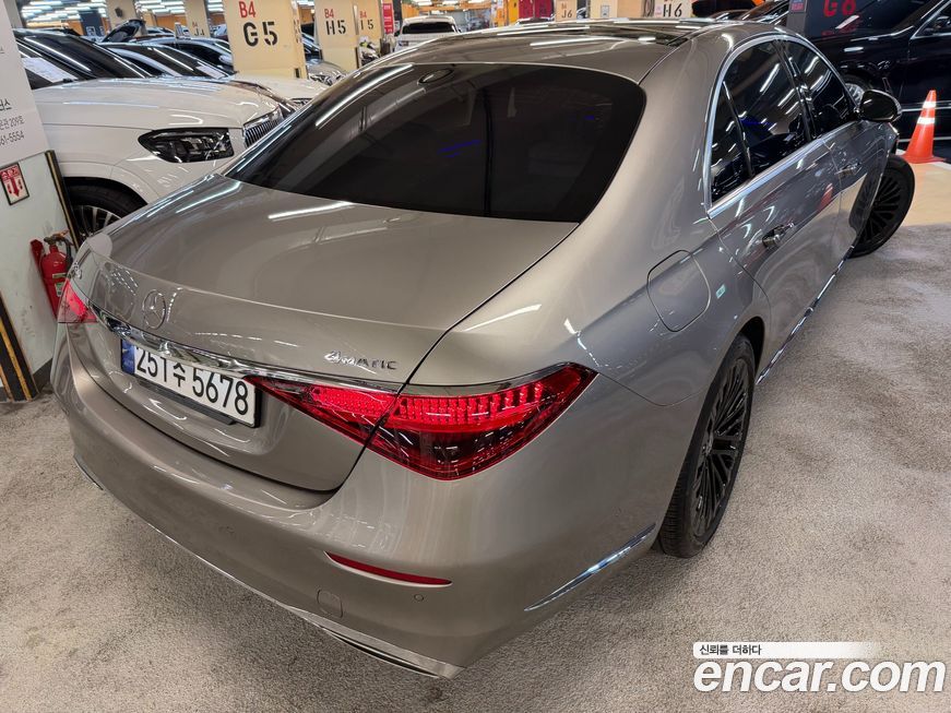 Mercedes-Benz S-Class 2023