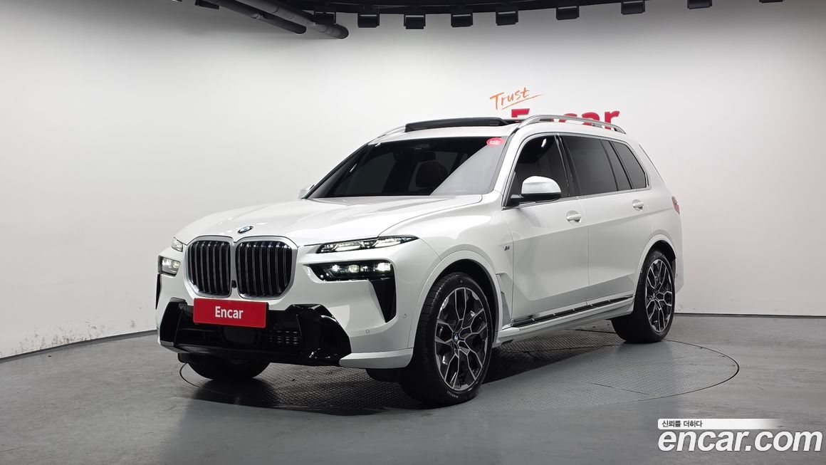 BMW X7 2025
