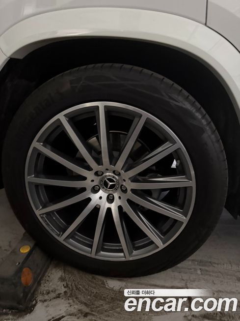 Mercedes-Benz GLS-Class 2025