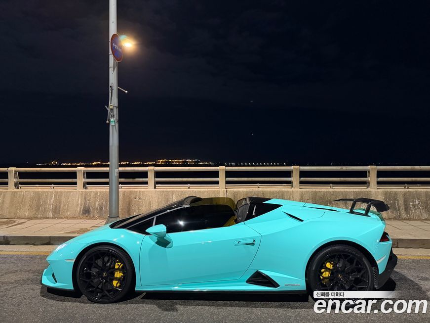Lamborghini Huracan 2023