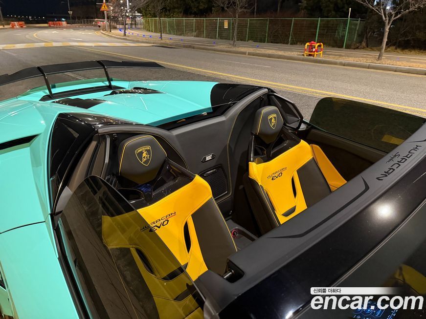 Lamborghini Huracan 2023