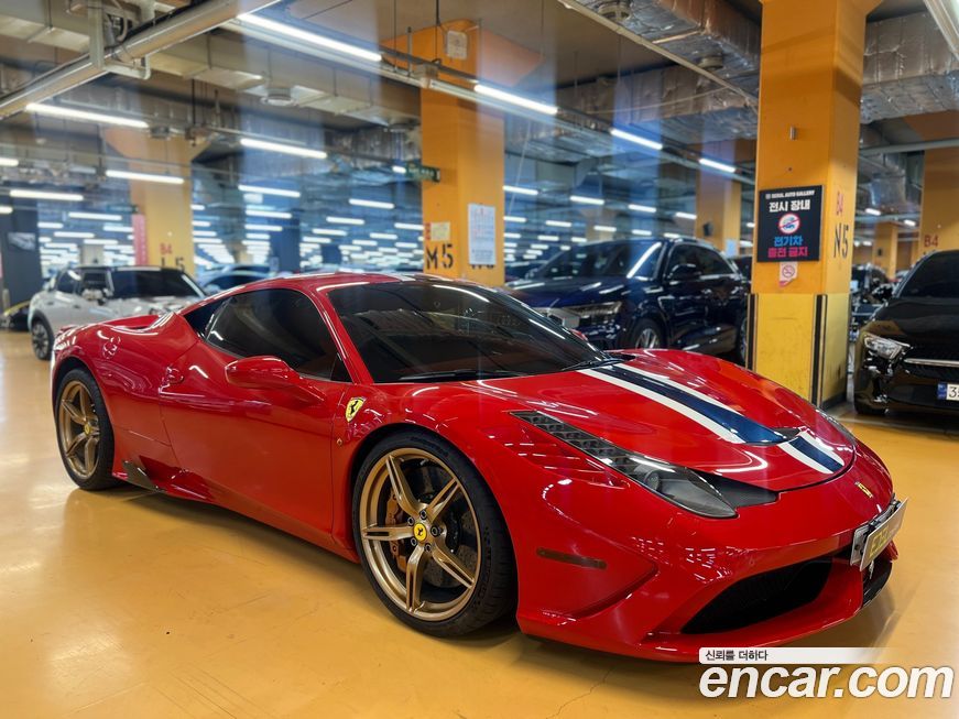 Ferrari 458 2015