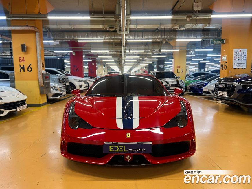 Ferrari 458 2015