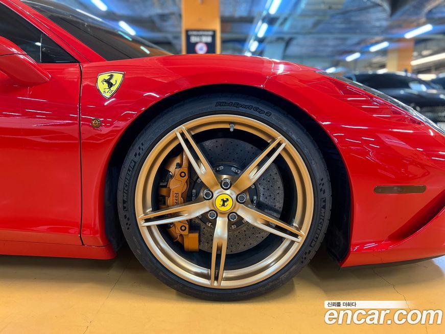 Ferrari 458 2015