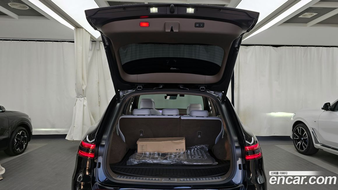 Genesis GV70 2025