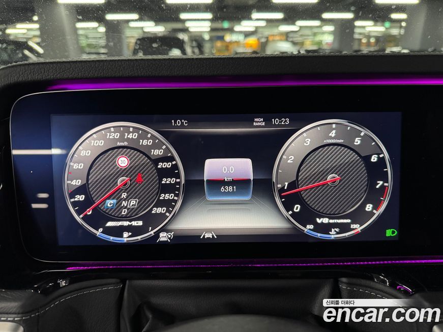 Mercedes-Benz G-Class 2024