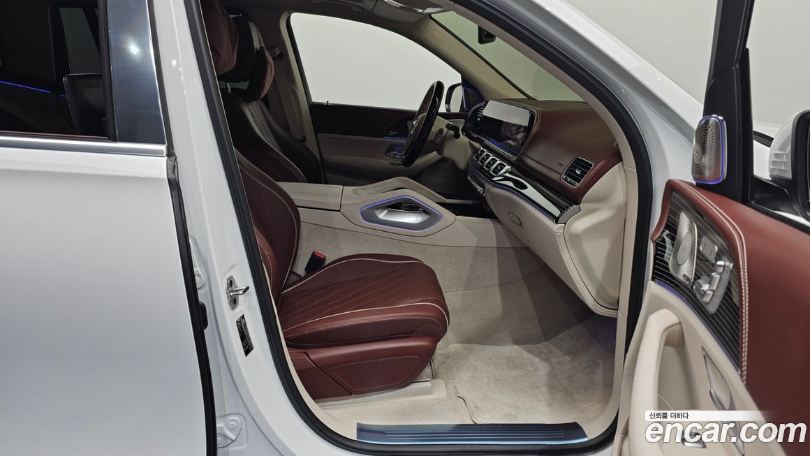 Mercedes-Benz GLS-Class 2025