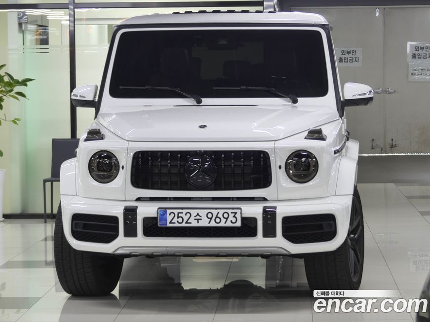 Mercedes-Benz G-Class 2024