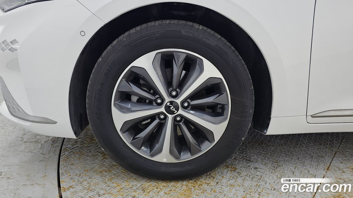 Kia K8 2023