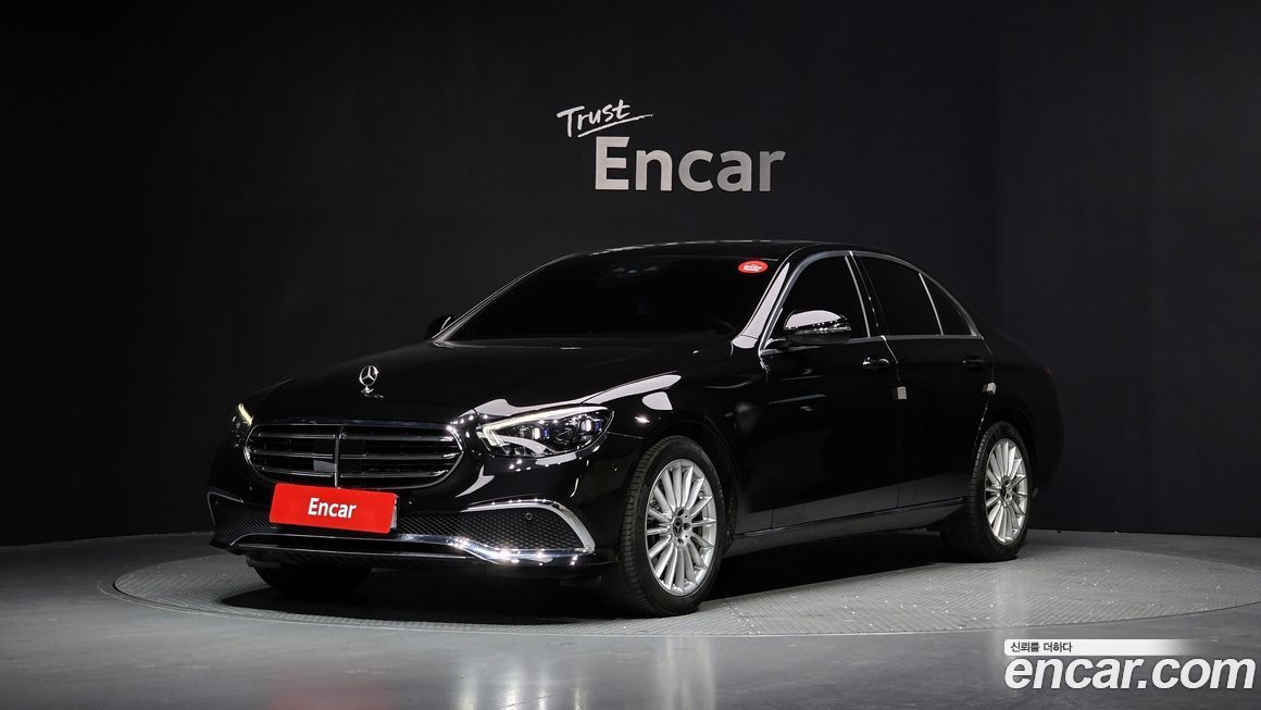 Mercedes-Benz E-Class 2021