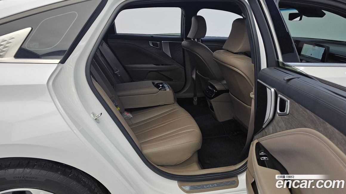 Kia K8 2023