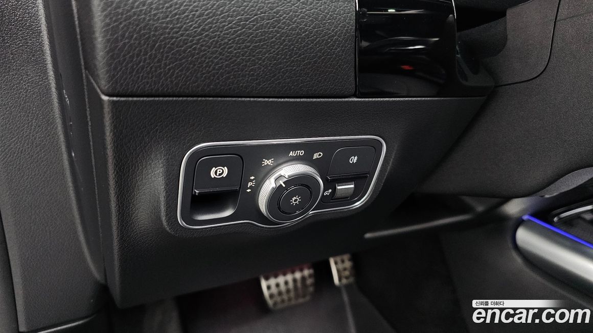 Mercedes-Benz EQA 2023