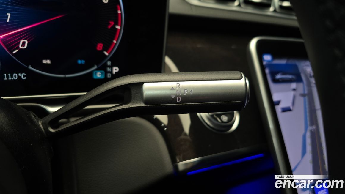 Mercedes-Benz S-Class 2024