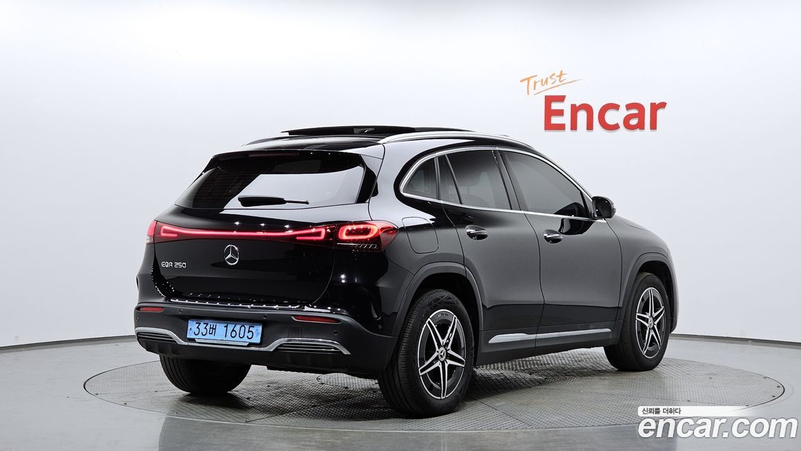 Mercedes-Benz EQA 2023