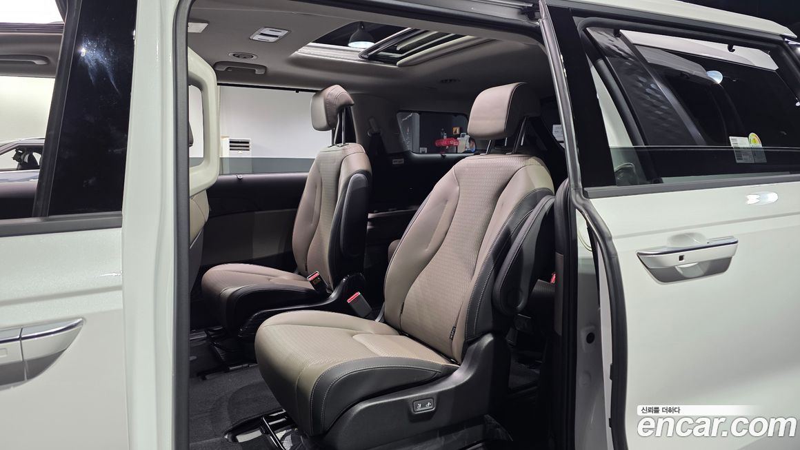 Kia Canival 2025