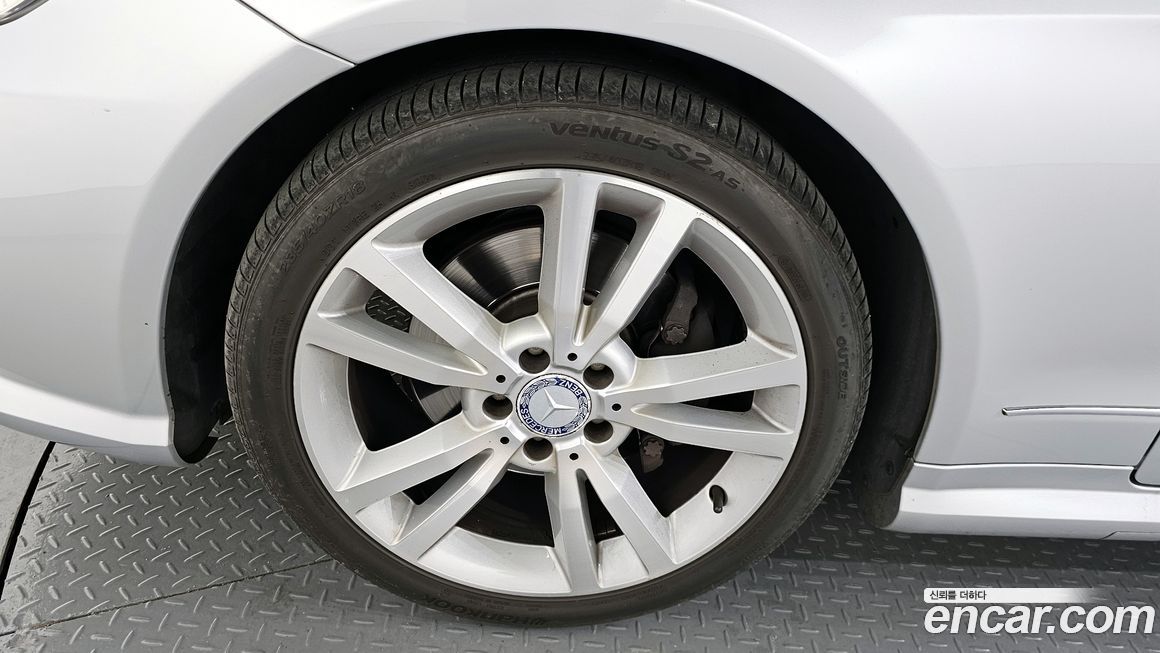 Mercedes-Benz E-Class 2013