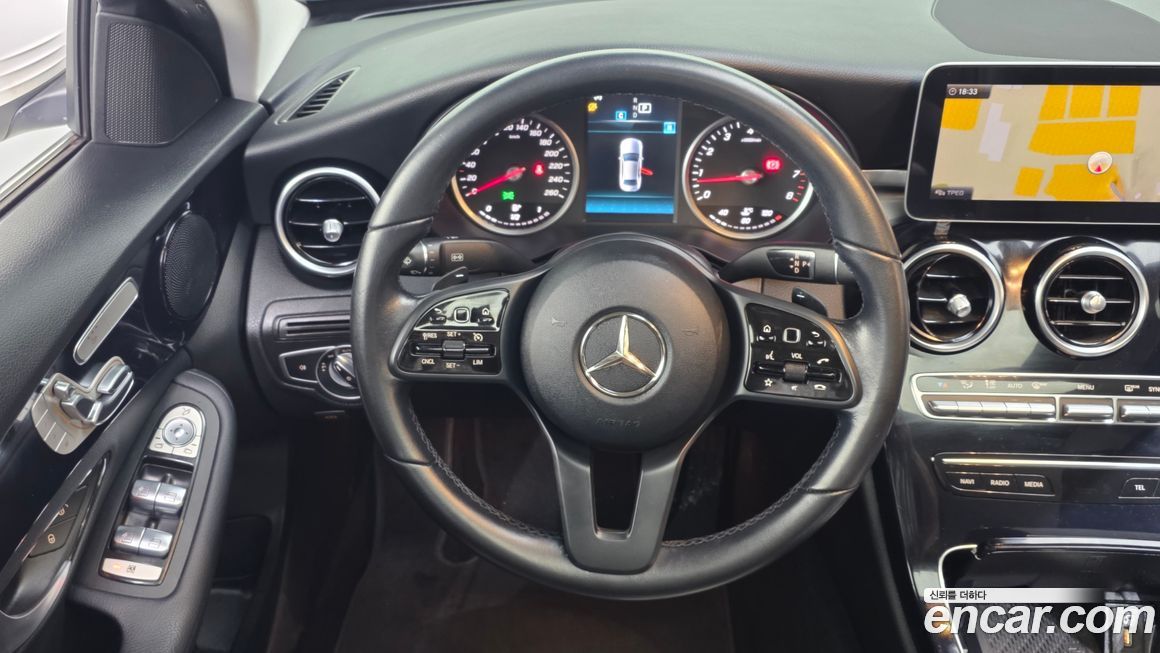 Mercedes-Benz C-Class 2020