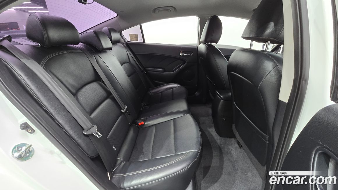 Kia K3 2013