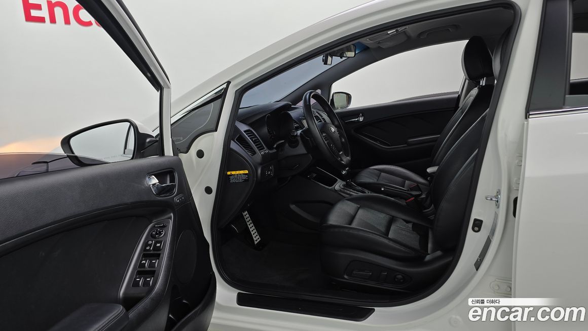 Kia K3 2013