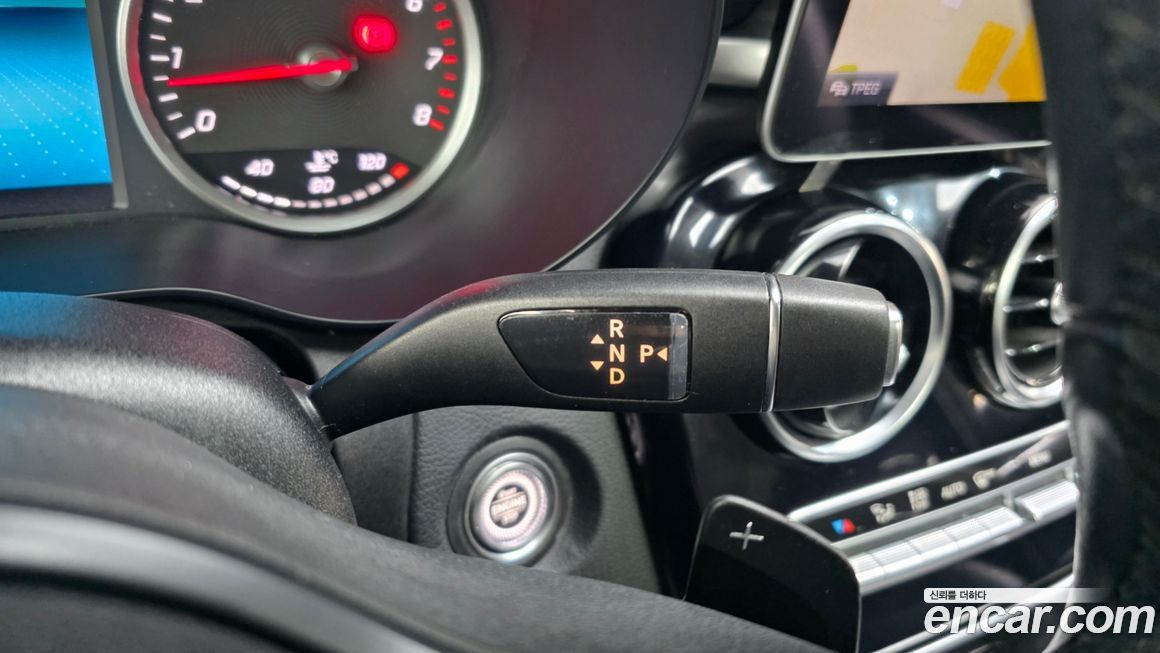 Mercedes-Benz C-Class 2020