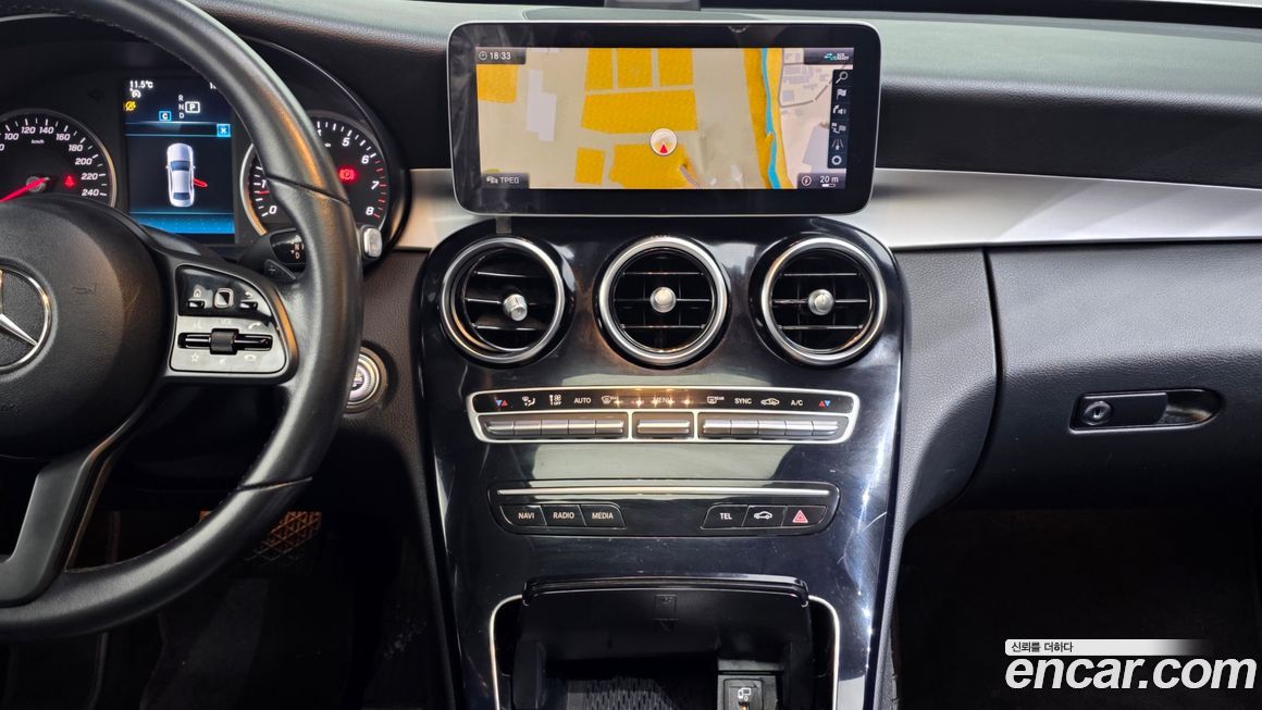 Mercedes-Benz C-Class 2020