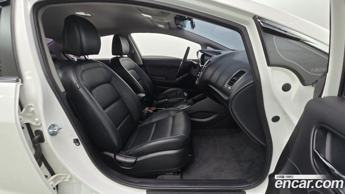 Kia K3 2013