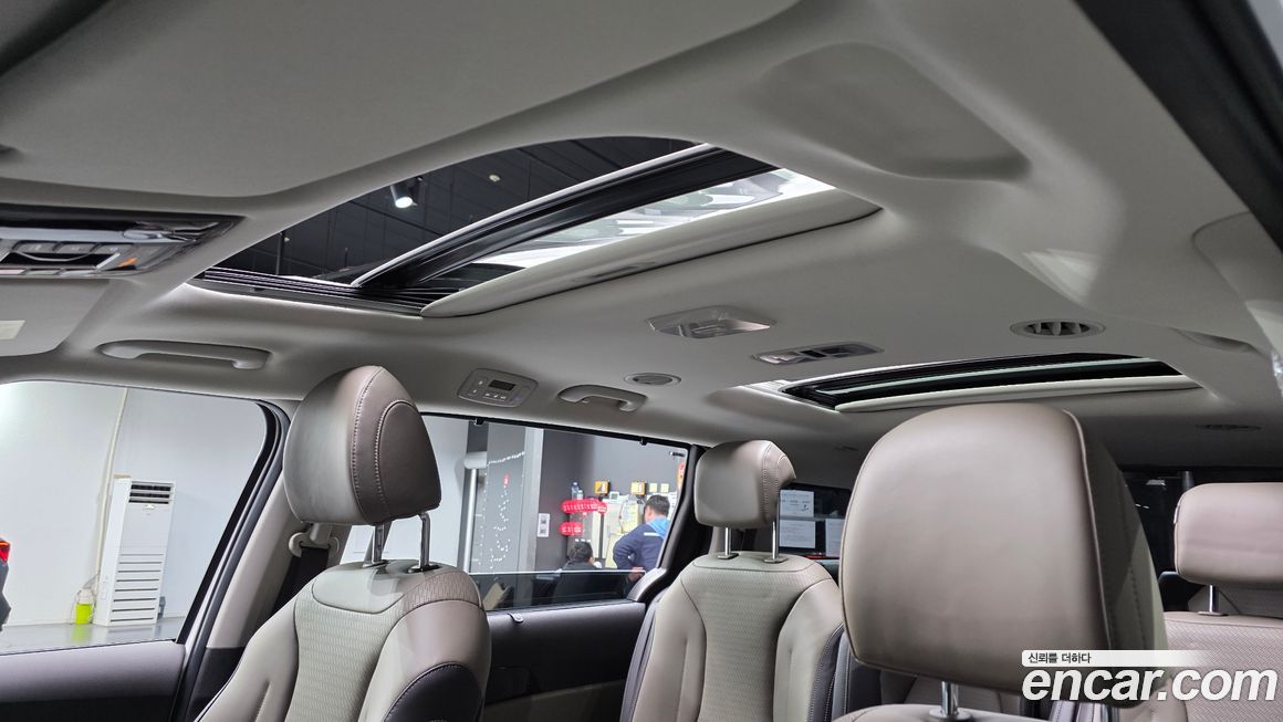 Kia Canival 2025