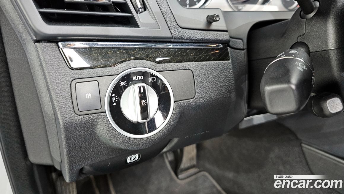 Mercedes-Benz E-Class 2013