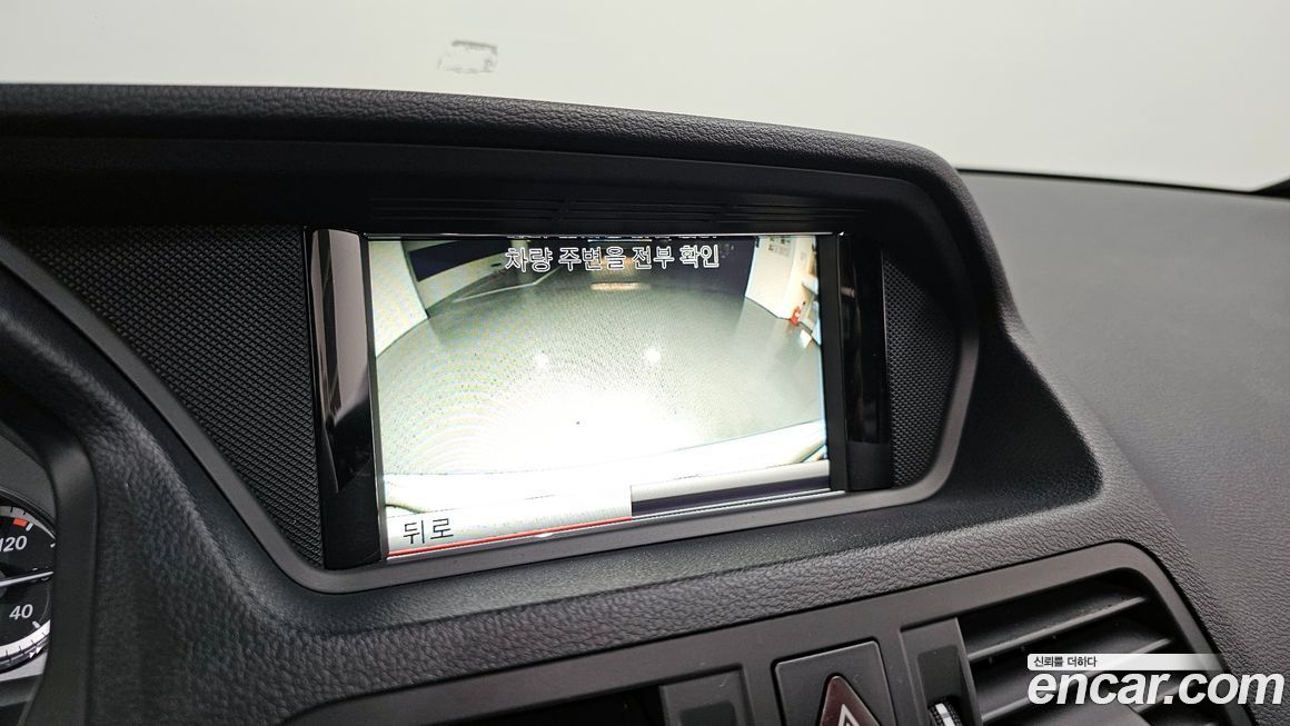 Mercedes-Benz E-Class 2013