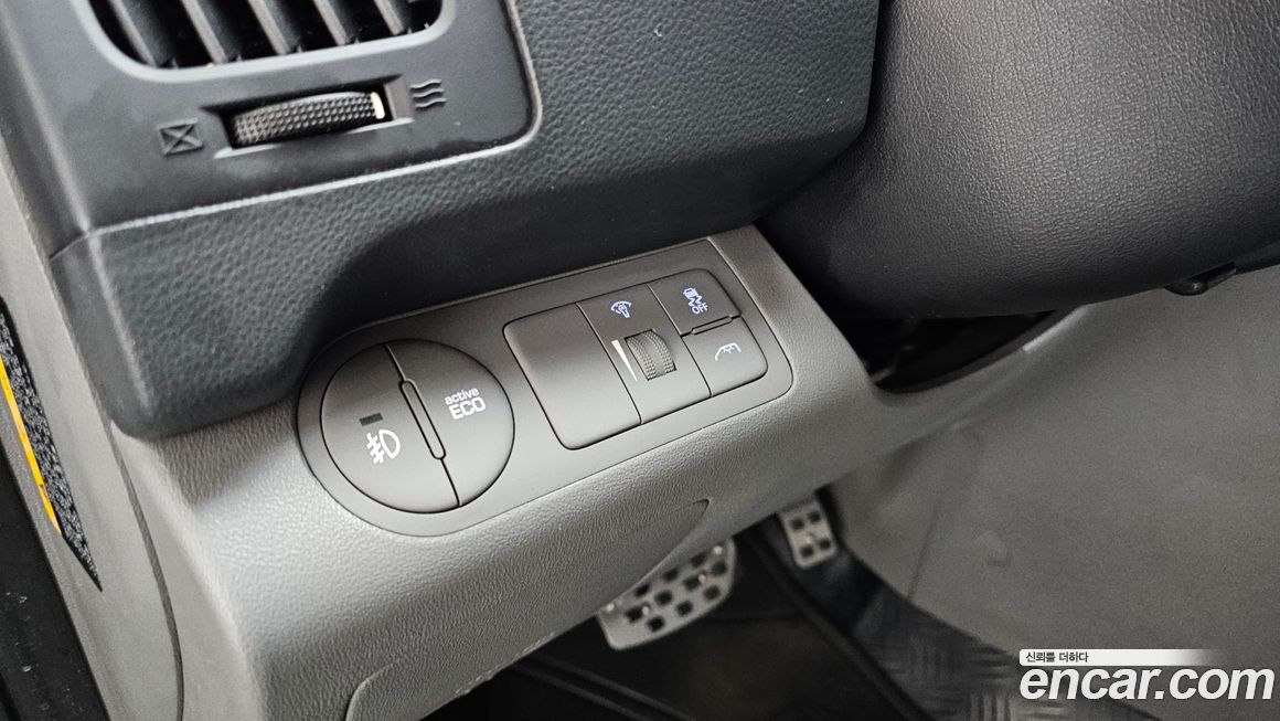 Hyundai Starex 2018