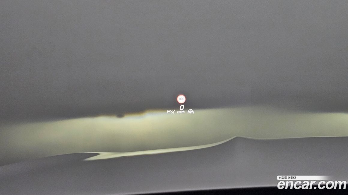 Mercedes-Benz EQB 2025