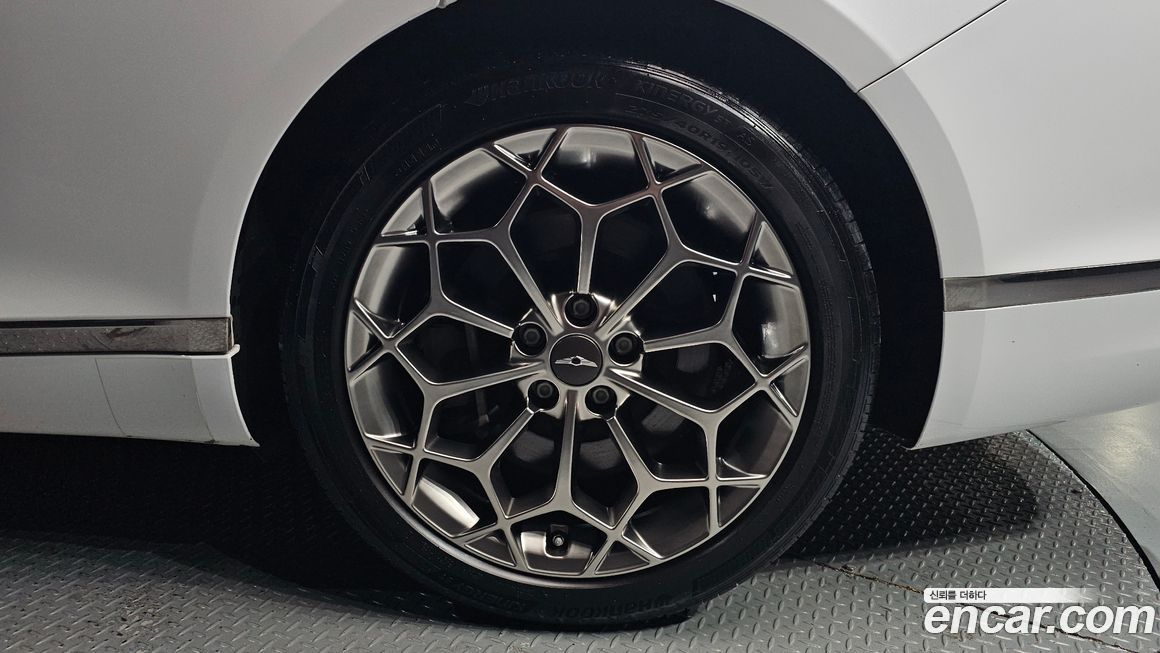 Genesis G80 2022
