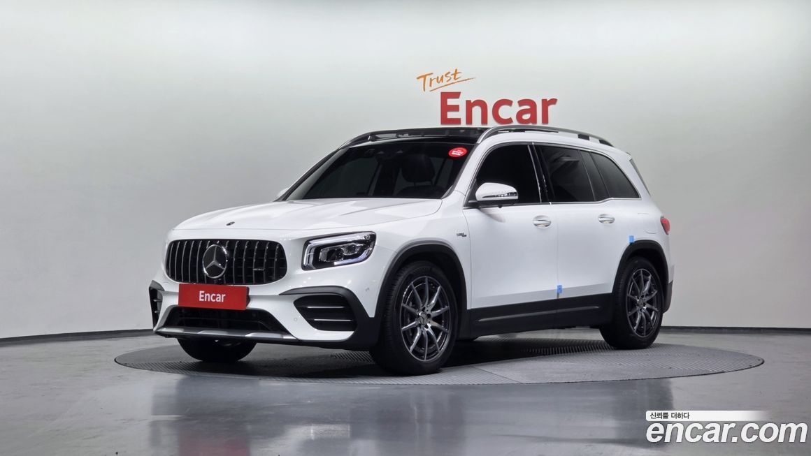 Mercedes-Benz GLB-Class 2023