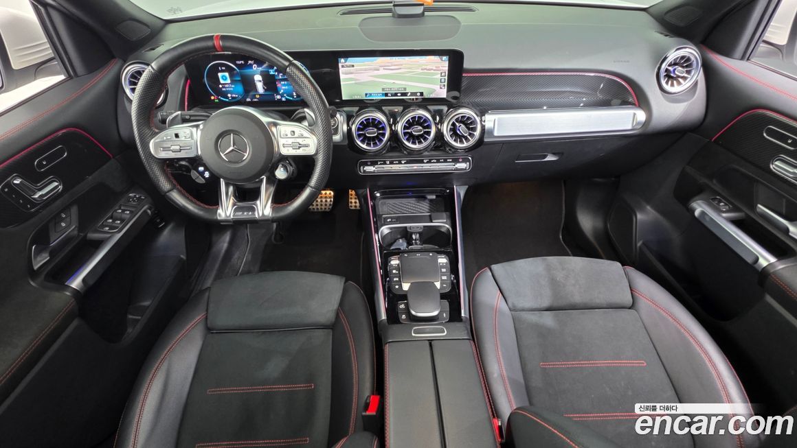 Mercedes-Benz GLB-Class 2023