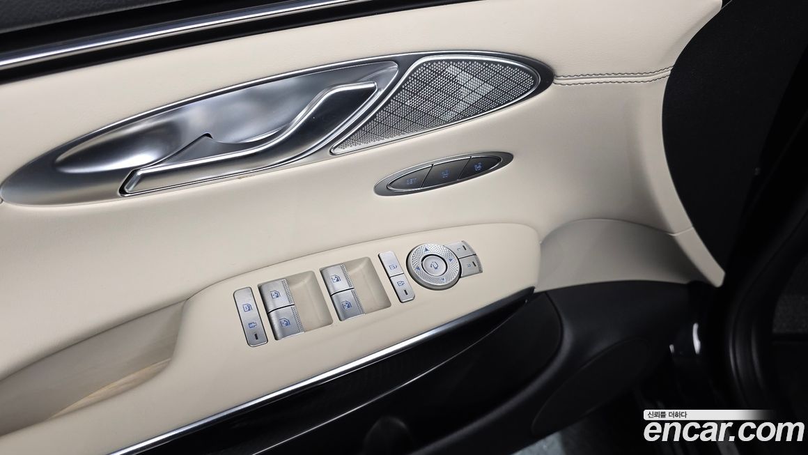 Genesis GV70 2024