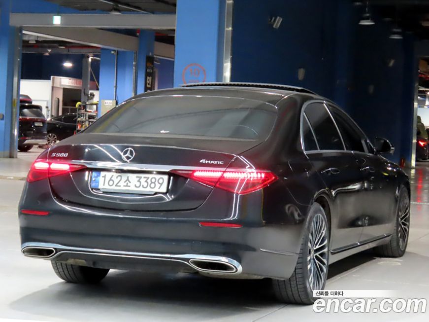 Mercedes-Benz S-Class 2021