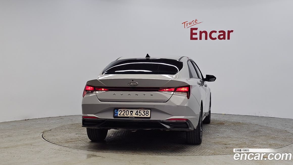 Hyundai AVANTE 2023