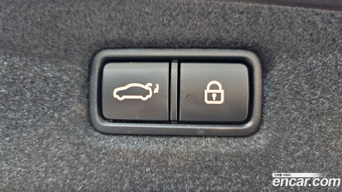 Genesis G90 2021