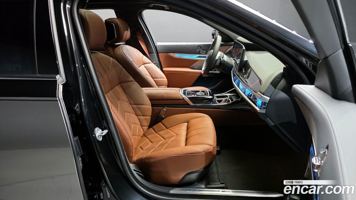 BMW 7-Series 2025