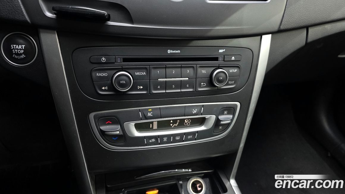 Renault-KoreaSamsung SM5  2013