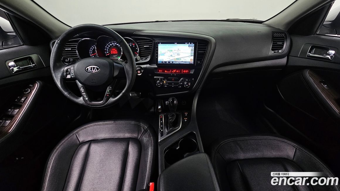 Kia K5 2011